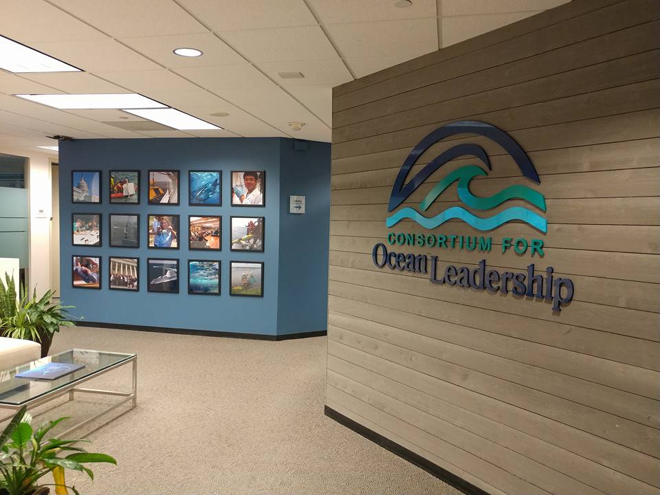 Best Sign Company Washington DC Signs, Graphics, & Wraps Near Me